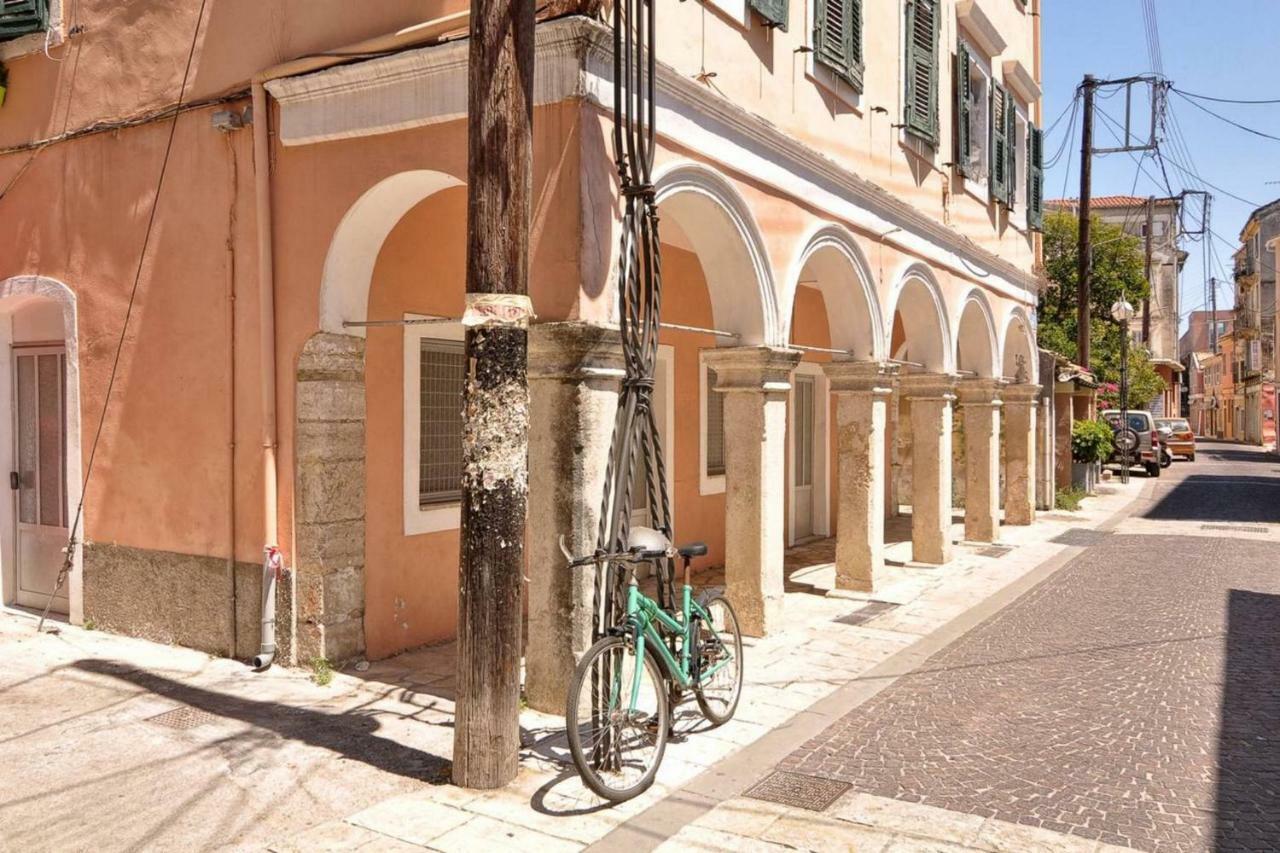 Studios Costas Mantouki Exterior photo
