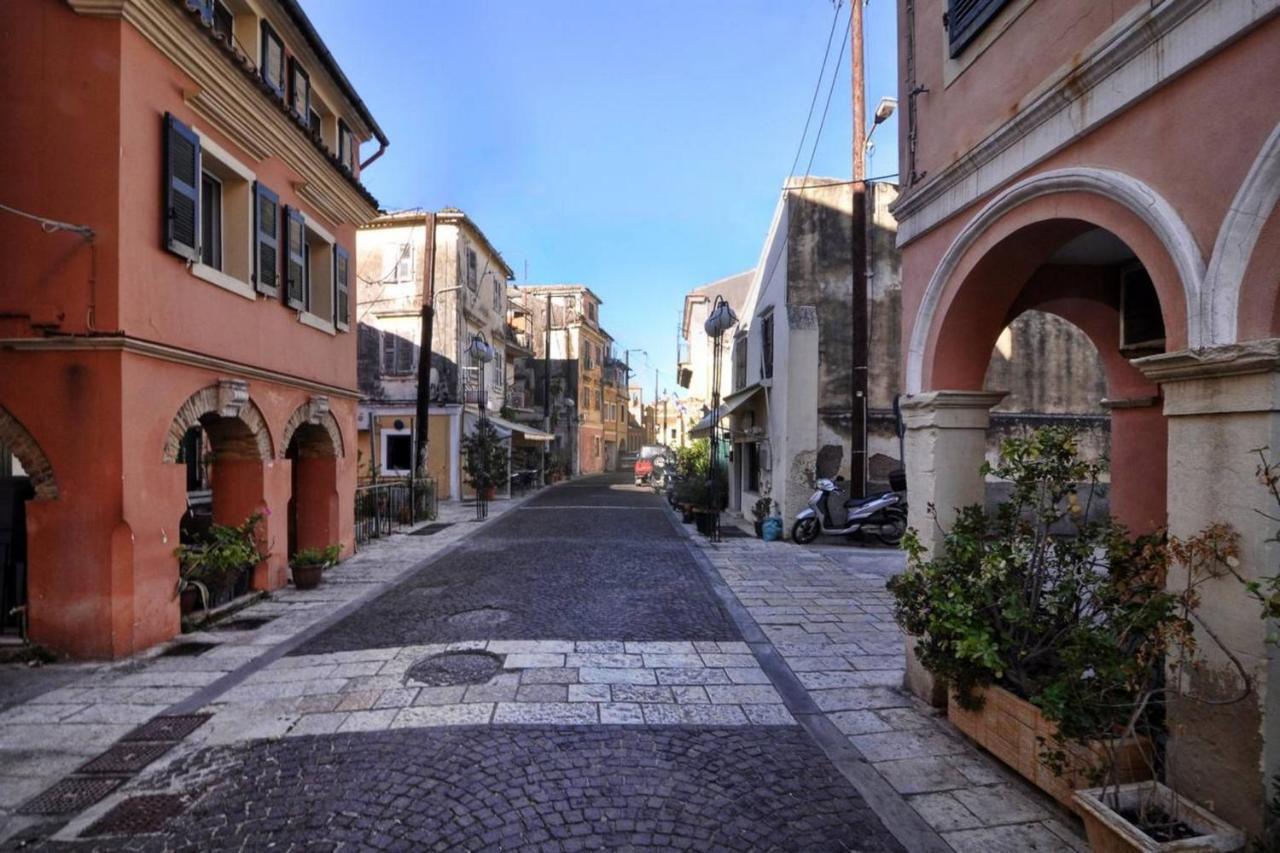 Studios Costas Mantouki Exterior photo